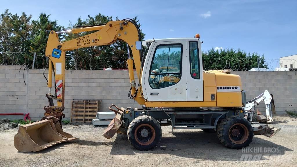 Liebherr A 311 Excavatoare cu roti