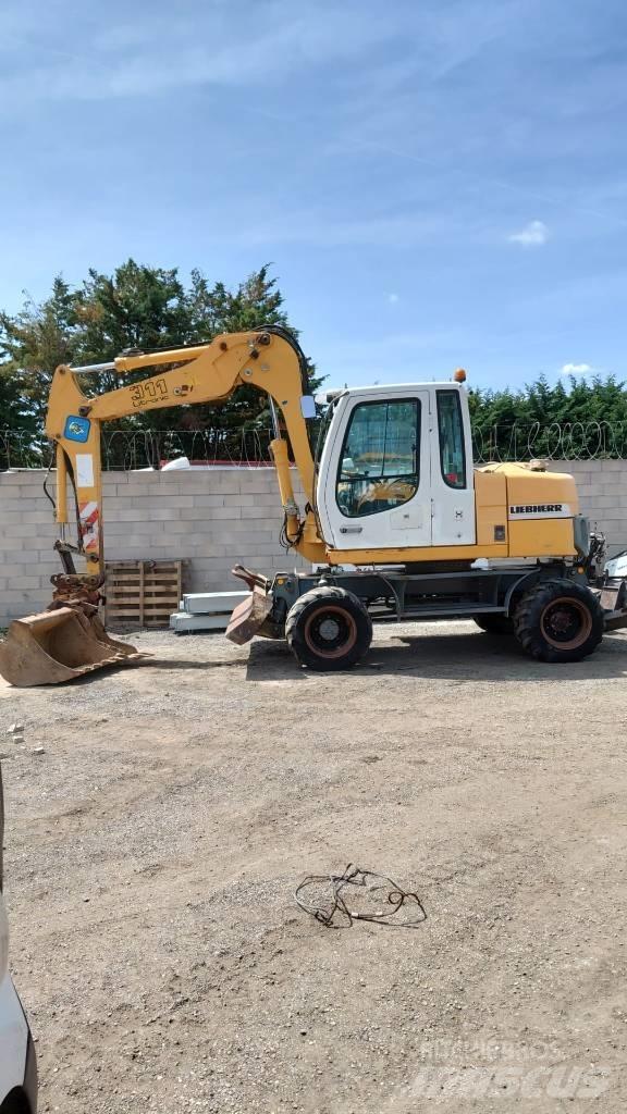 Liebherr A 311 Excavatoare cu roti