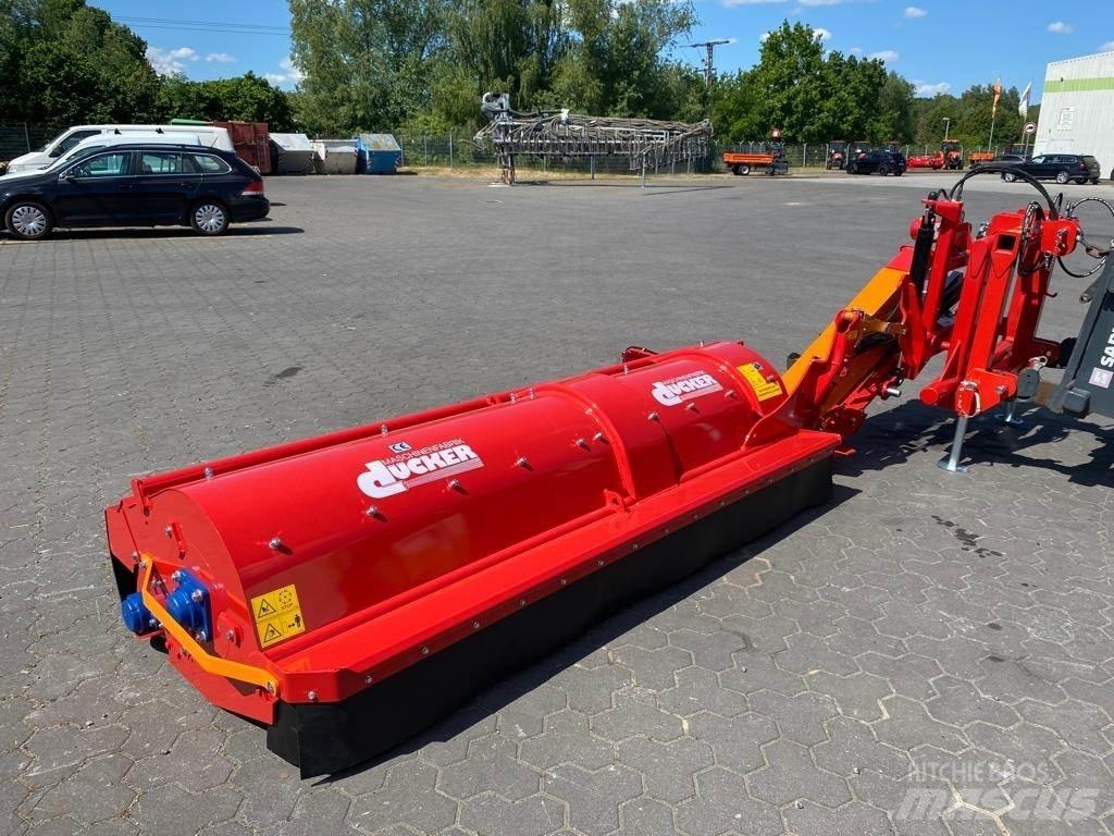 Dücker USM 26 Alte echipamente pentru nutret