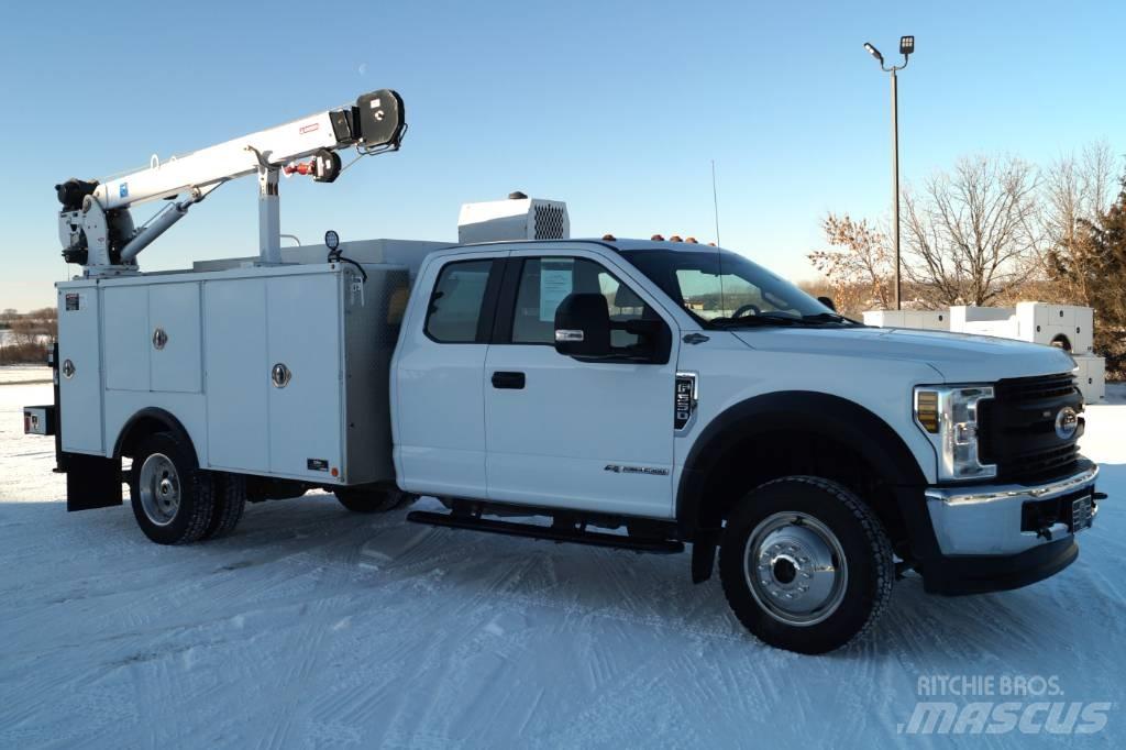 Ford F 550 XL SD Macarele
