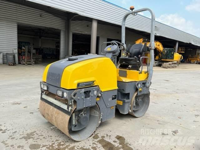 Dynapac CC 1100 Cilindri compactori dubli