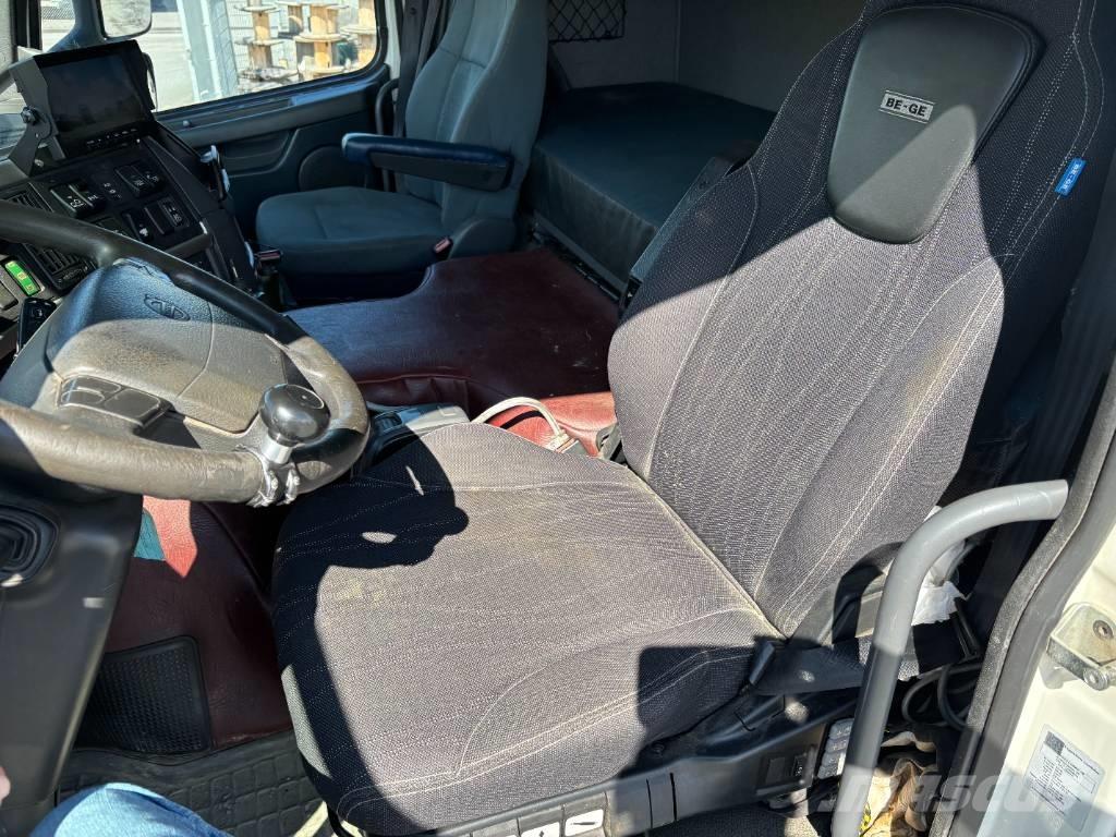 Volvo FM 460 Plog Camion cu carlig de ridicare