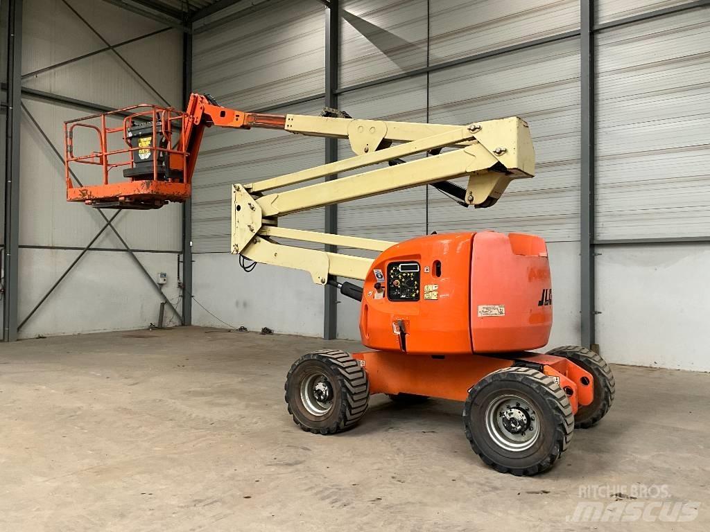 JLG 450 AJ Nacele cu brat articulat