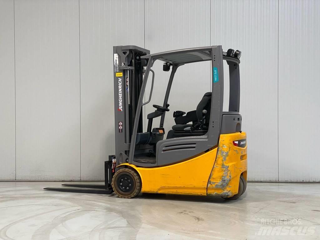 Jungheinrich EFG216k Stivuitor electric