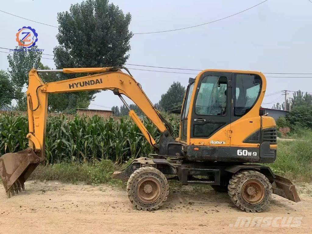 Hyundai 60 W Excavatoare cu roti