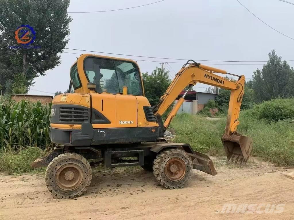 Hyundai 60 W Excavatoare cu roti