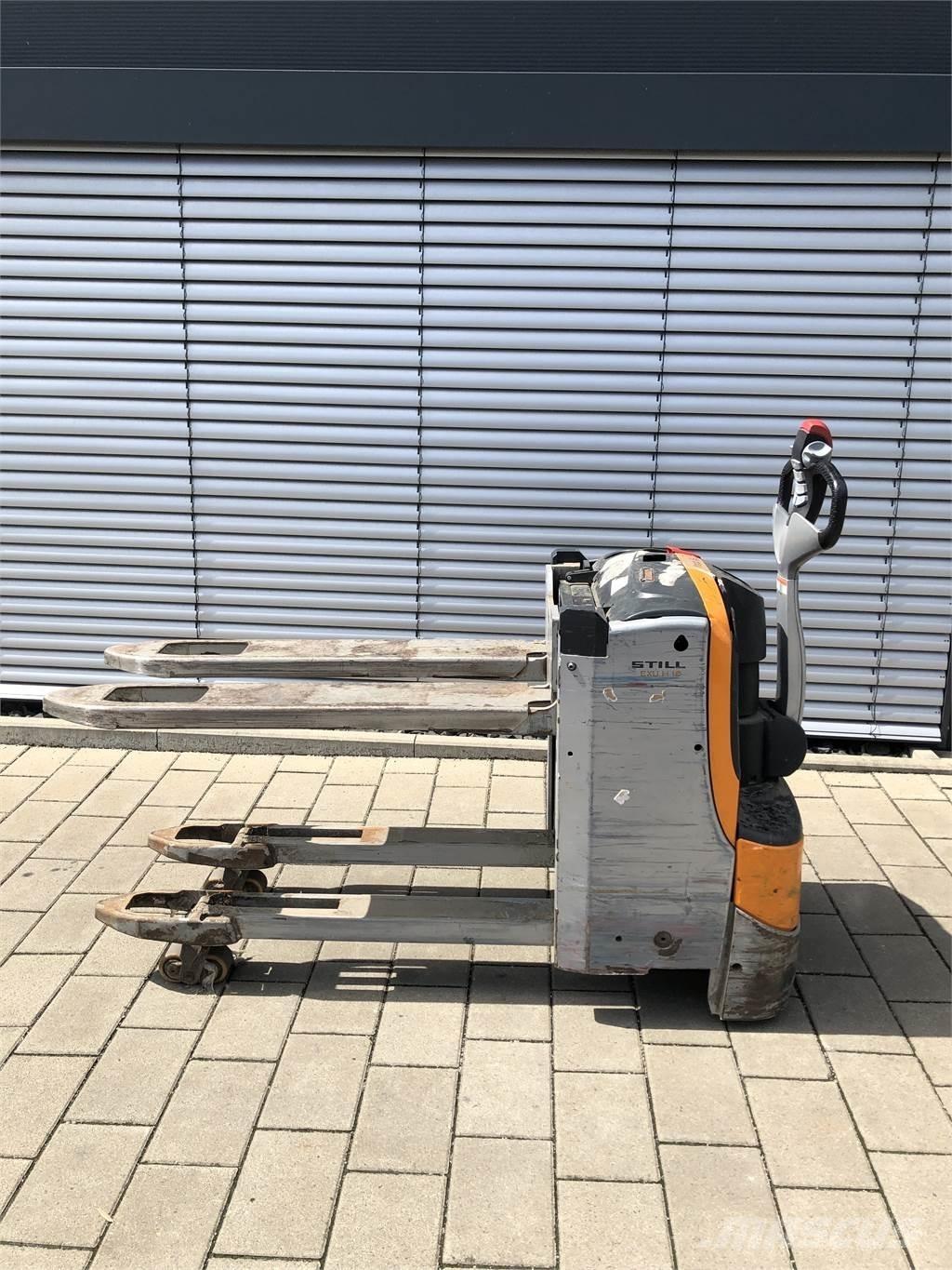 Still EXU-H 18 Transpaleta manuala