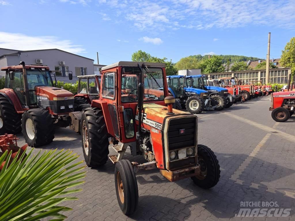 Massey Ferguson 590 Tractoare