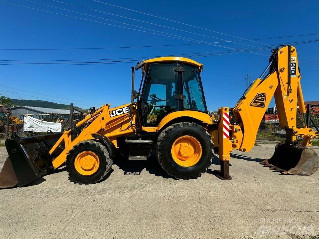 JCB 3CX Buldoexcavatoare
