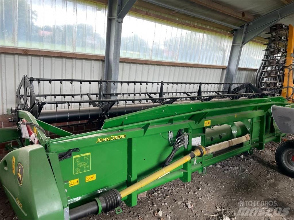 John Deere 622R Capete pentru culegatoare