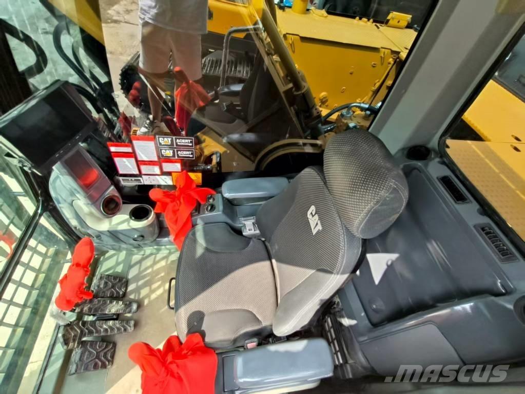 CAT 340 D L Excavatoare pe șenile
