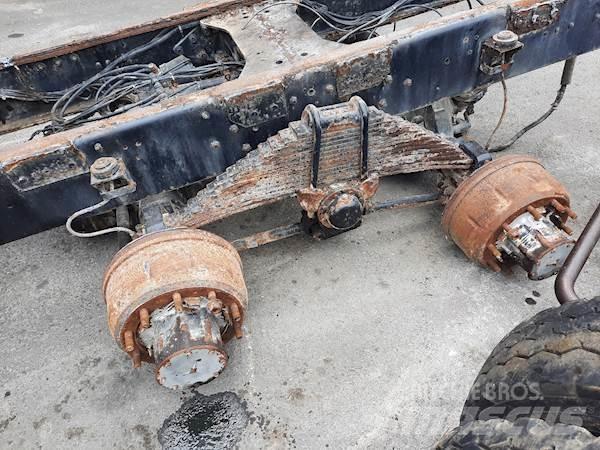 Mercedes-Benz 2222 Axe