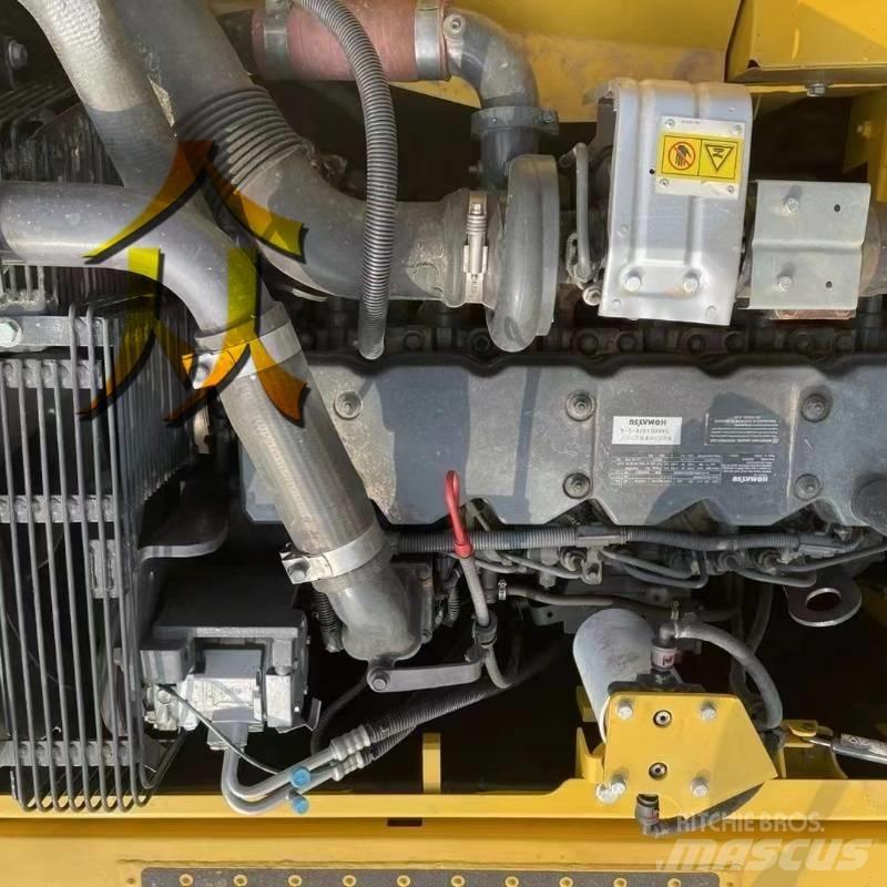 Komatsu PC 200 Excavatoare pe șenile
