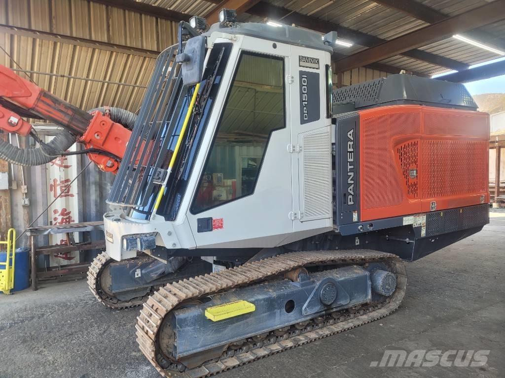 Sandvik DP 1500 i Echipamente de forare la suprafata