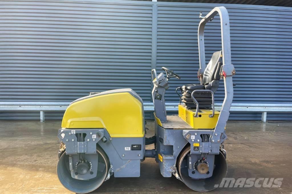 Dynapac CC1200 Cilindri compactori dubli