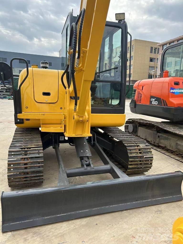 Komatsu PC 56 Mini excavatoare < 7t