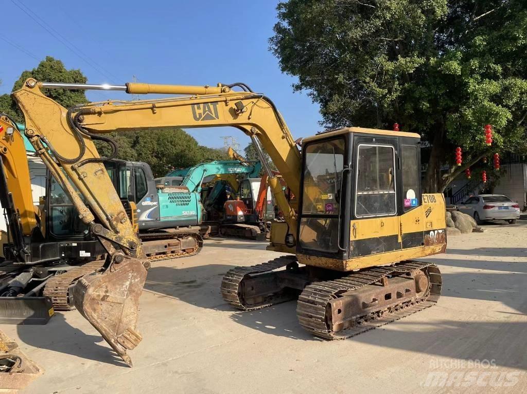 CAT E 70 B Excavatoare pe șenile
