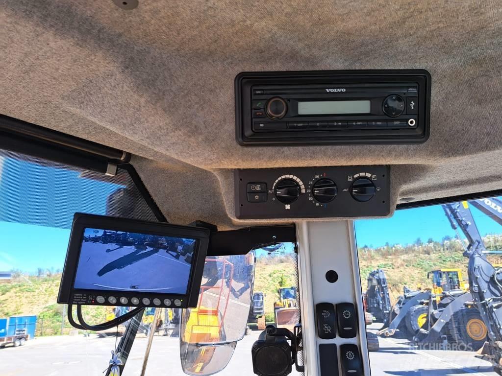 Volvo L 220 H Incarcator pe pneuri