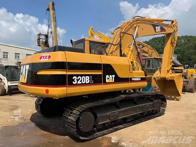 CAT 320 B Excavatoare pe șenile
