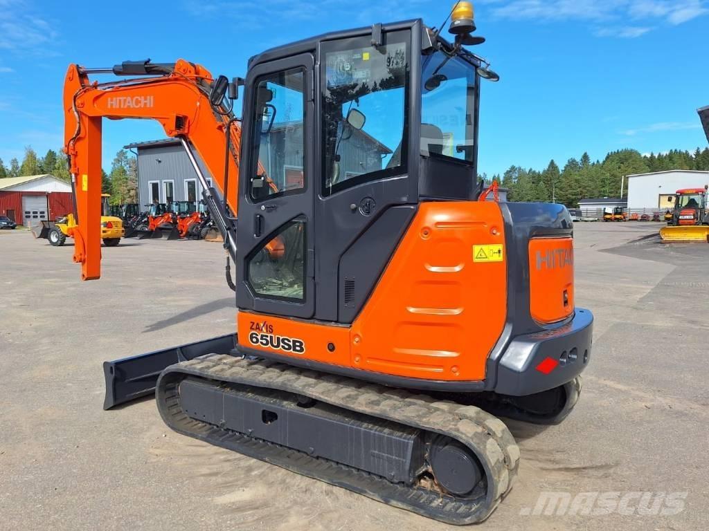 Hitachi ZX65USB-5 Mini excavatoare < 7t