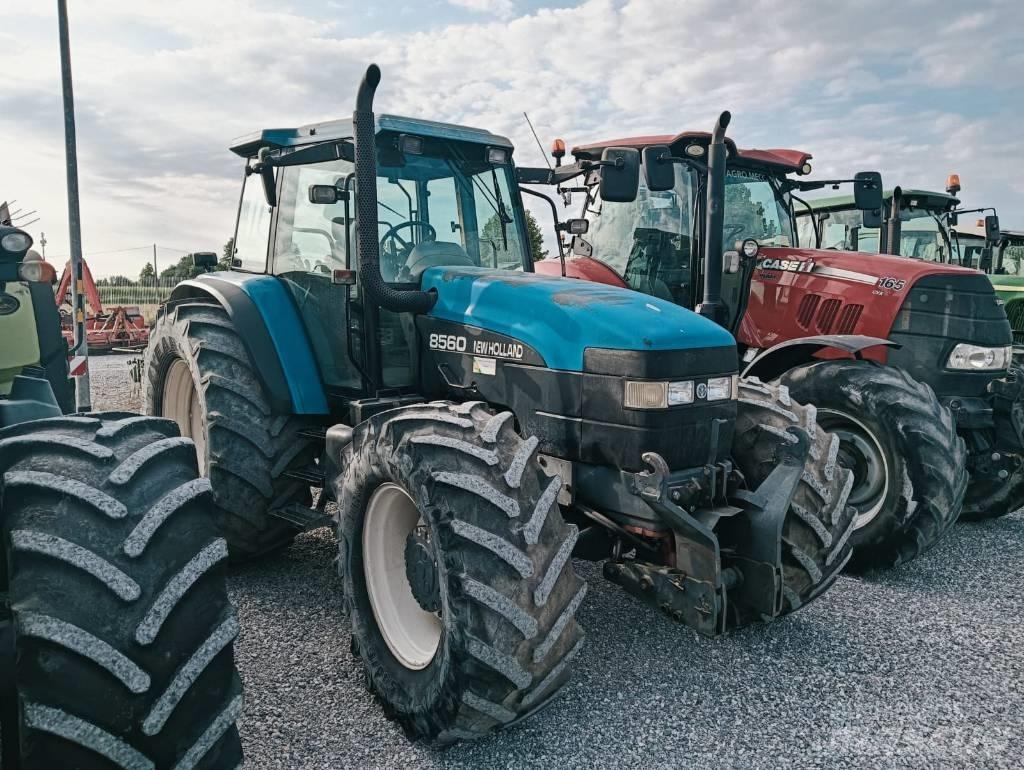 New Holland 8560 Tractoare