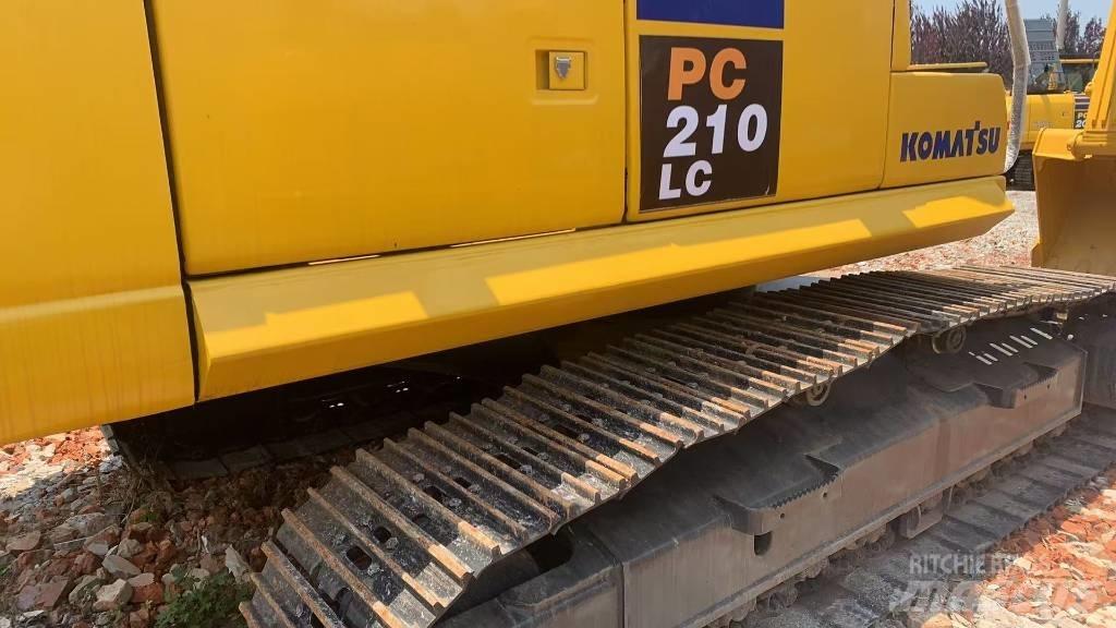 Komatsu PC 210 LC Excavatoare pe șenile

