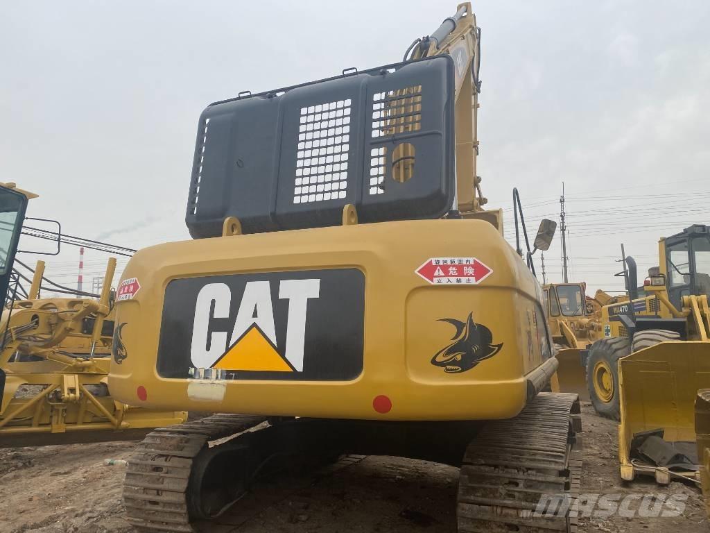 CAT 330 D Excavatoare pe șenile
