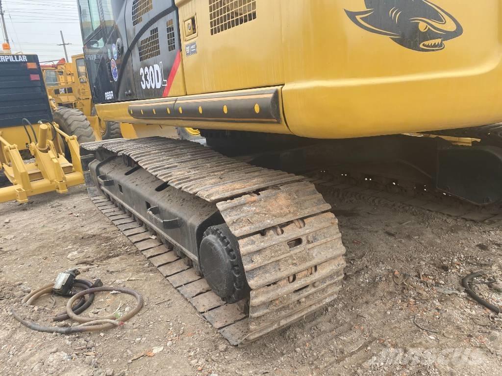 CAT 330 D Excavatoare pe șenile
