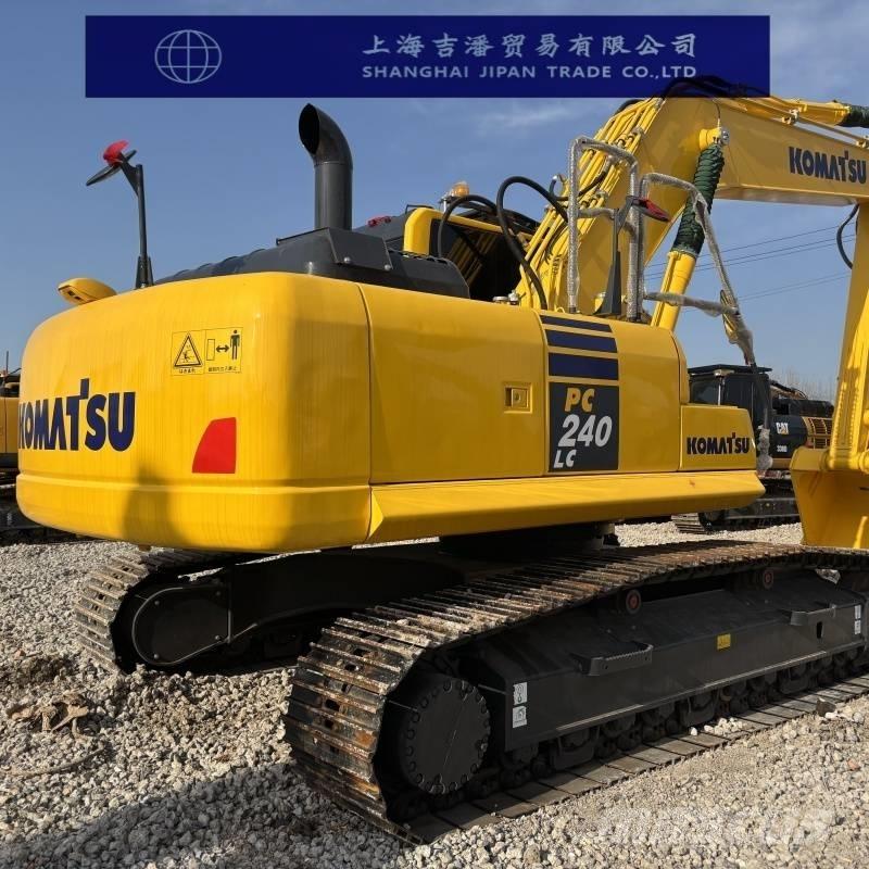 Komatsu PC 240 Excavatoare pe șenile
