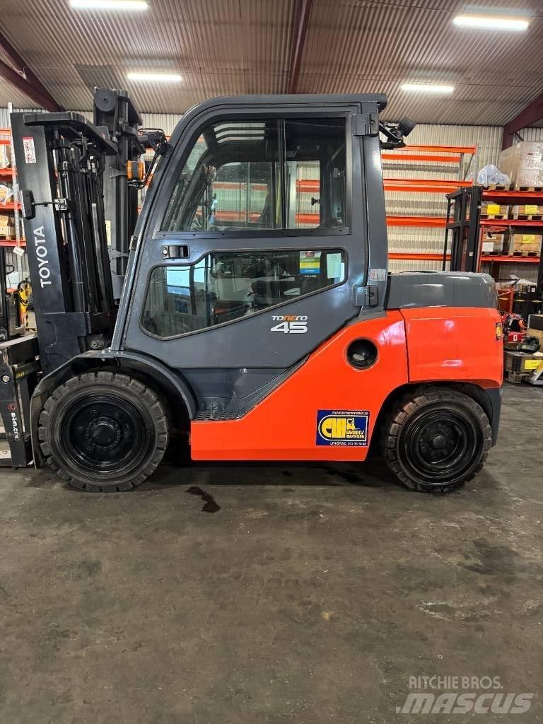 Toyota truck 8FD40N Stivuitor diesel
