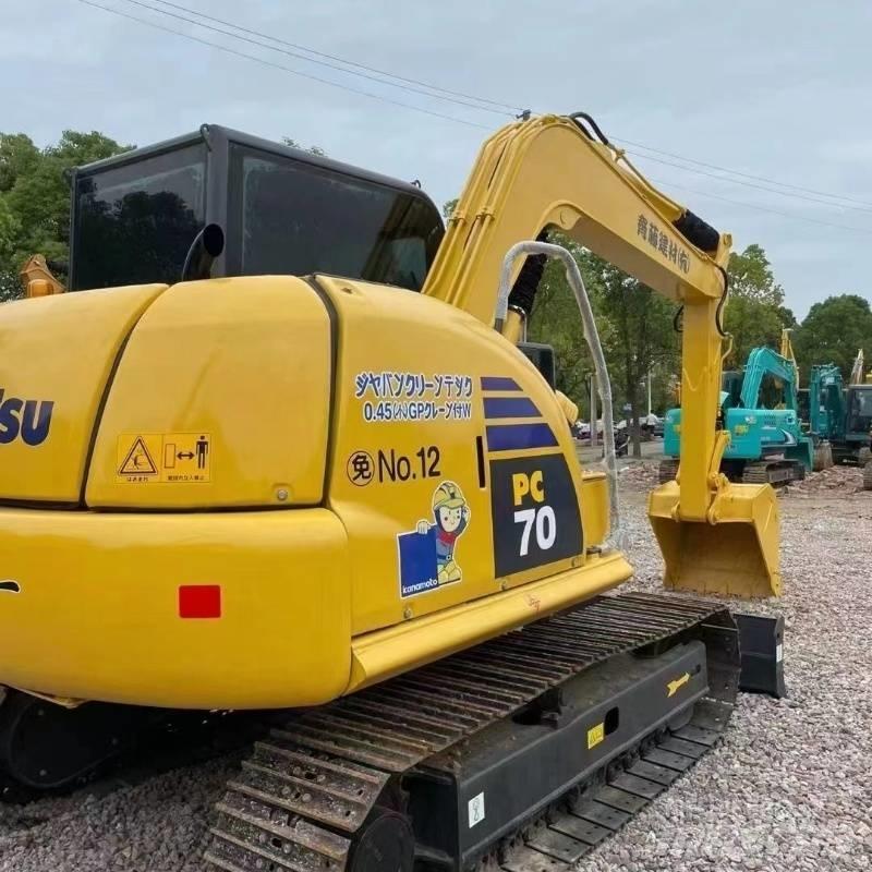 Komatsu PC70 Excavatoare pe șenile
