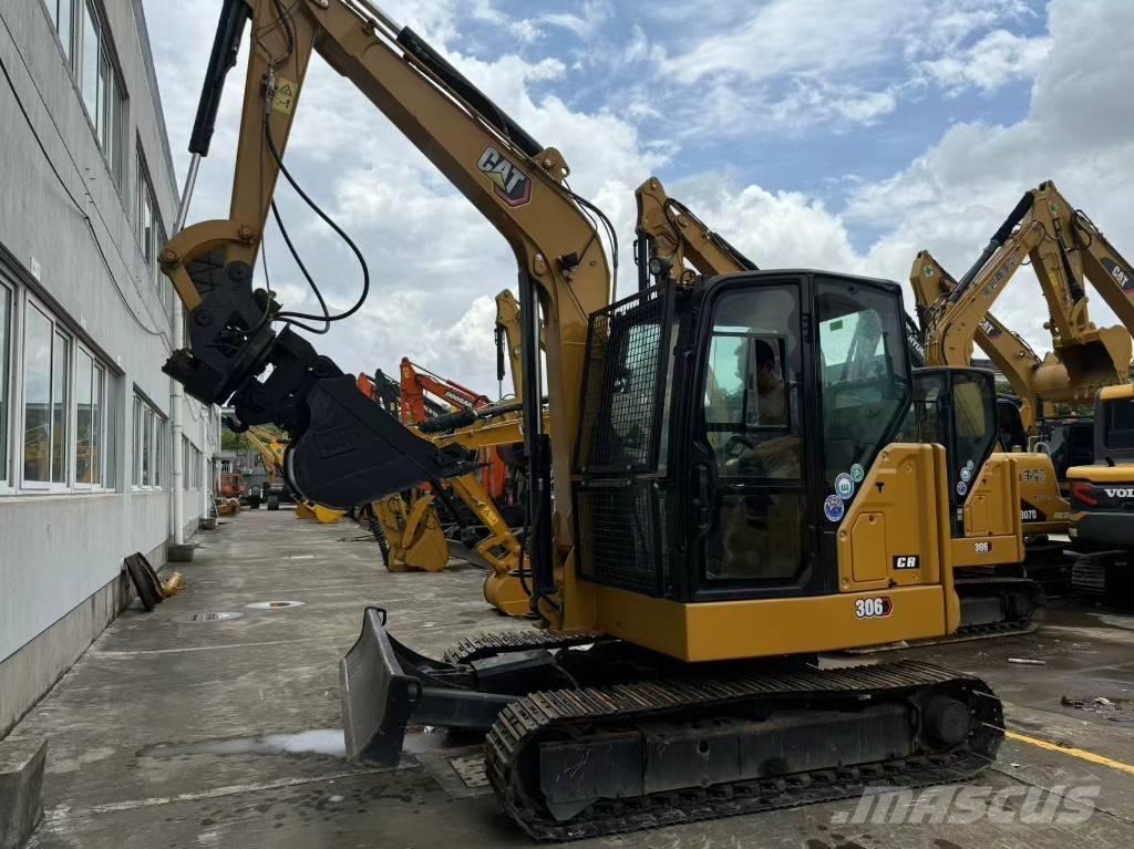 CAT 306 Excavatoare pe șenile

