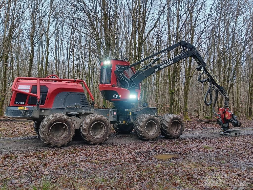 Komatsu 901 XC Combine forestiere