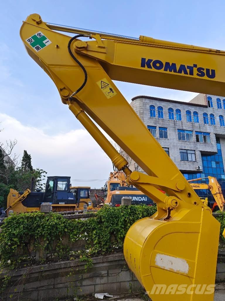 Komatsu PC 220-7 Excavatoare pe șenile
