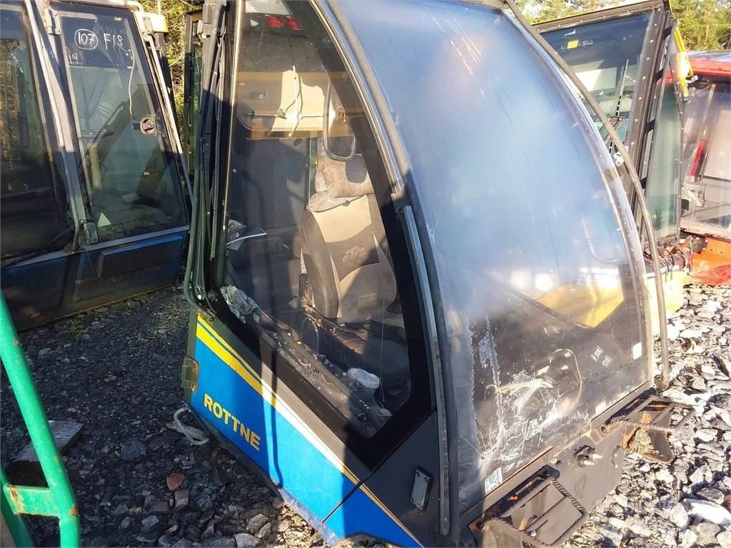Rottne H20 Cabine si interior