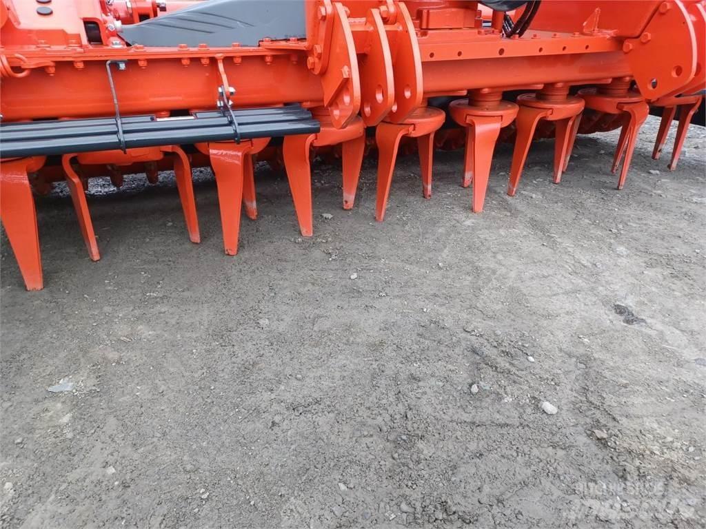 Kuhn HR 3020 Grapa si pluguri rotative