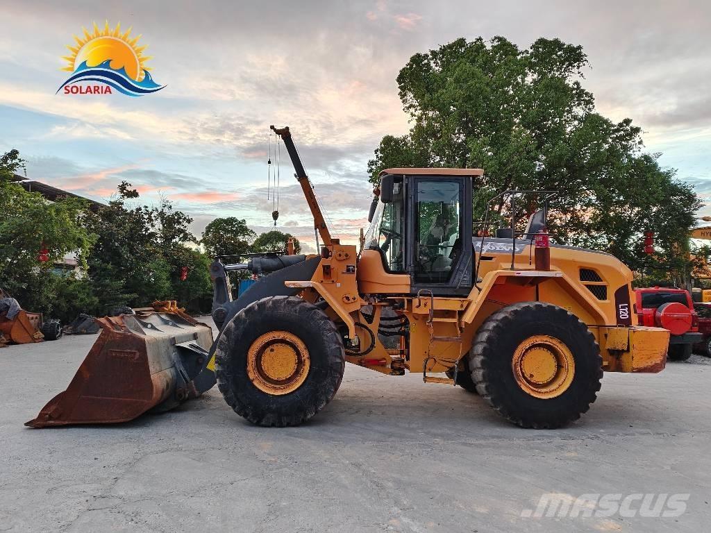 Volvo L 120 Incarcator pe pneuri