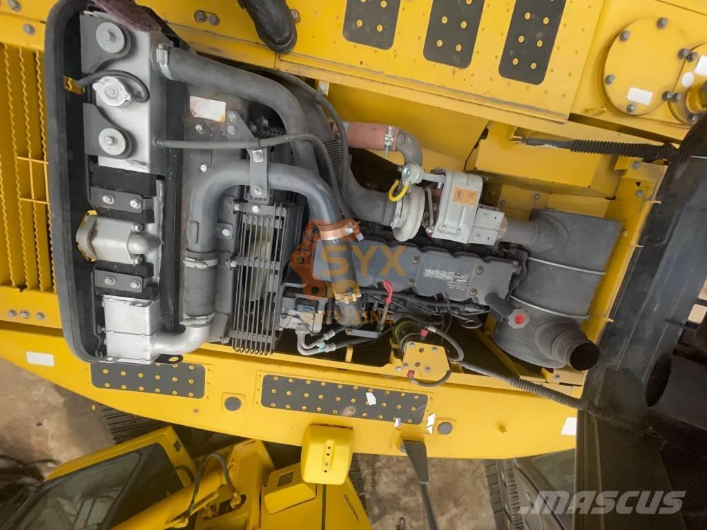 Komatsu PC 200-8 Excavatoare pe șenile
