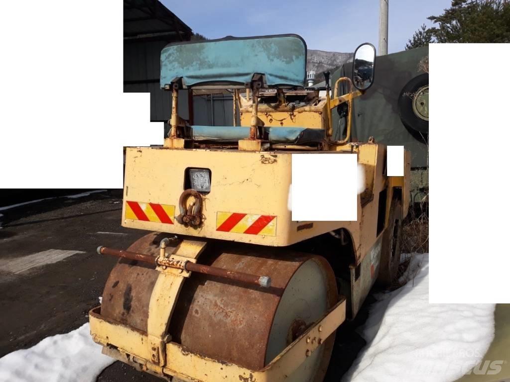 Sakai SG500 Compactoare monocilindrice