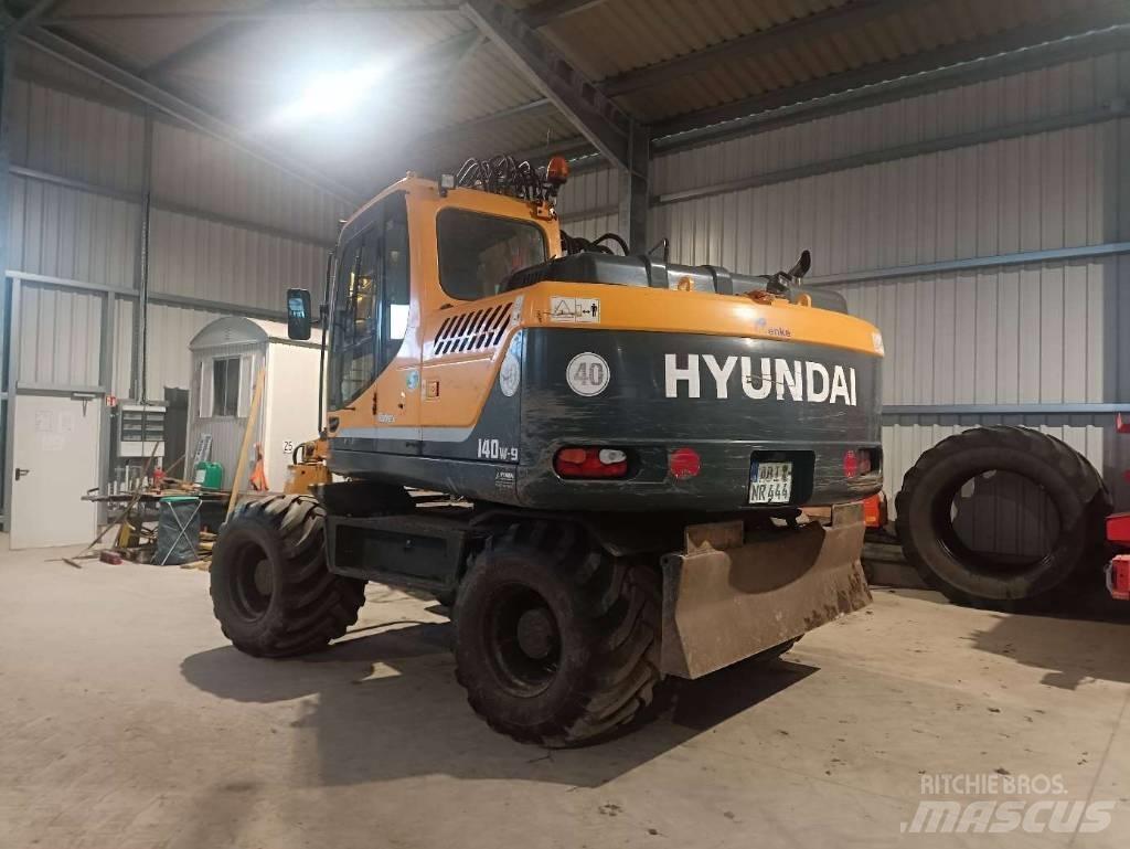 Hyundai RW140-9A Excavatoare cu roti
