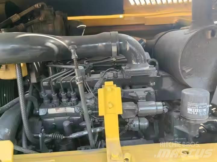 Komatsu PC60 Excavatoare pe șenile
