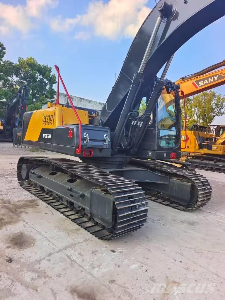 Volvo EC 210 B Excavatoare pe șenile
