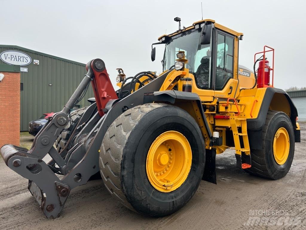 Volvo L150H Incarcator pe pneuri