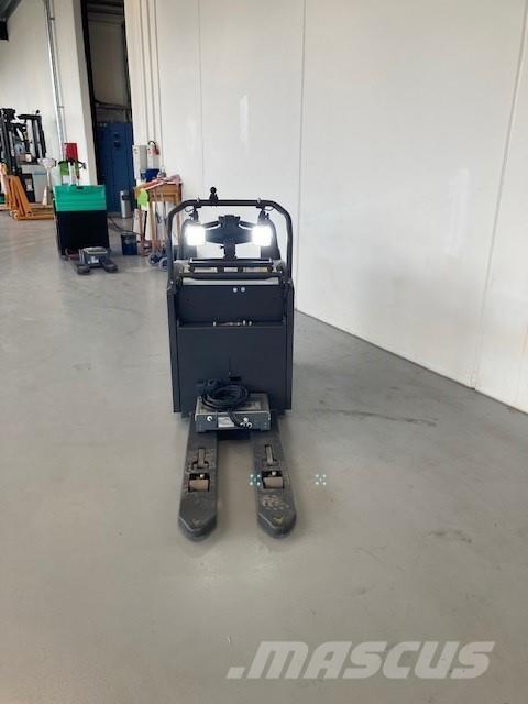 Atlet PLP 200 Transpaleti autopropulsanti