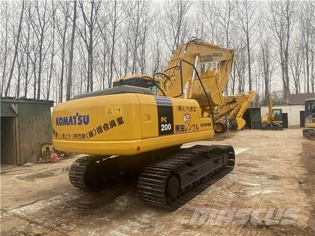 Komatsu pc200-7 Excavatoare pe șenile
