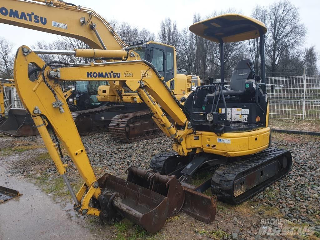 Komatsu PC26MR-3 Mini excavatoare < 7t