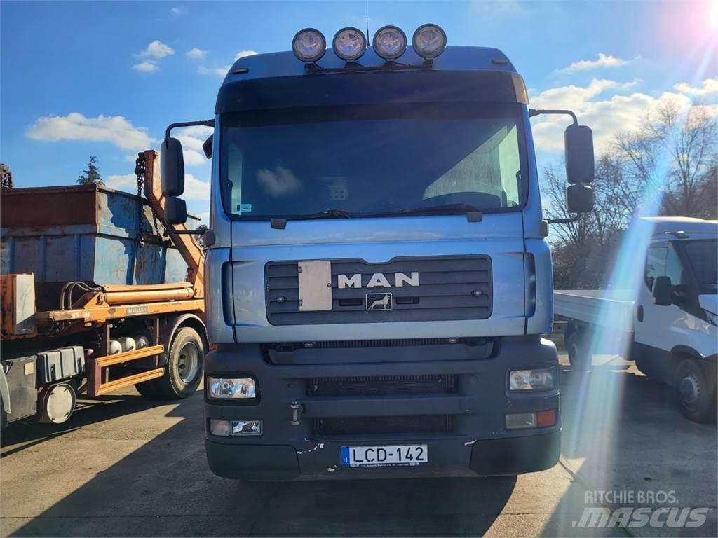 MAN TGA 26.430 6X2 Camion cabina sasiu