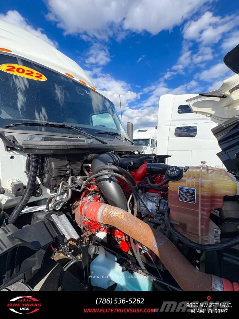 International LT Autotractoare