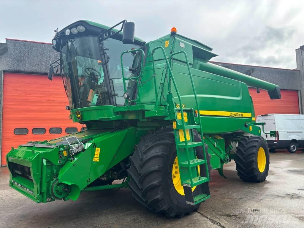 John Deere T 670 i Combine de secerat