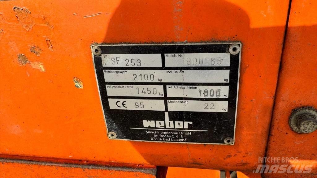 Weber SF253 Utilaje taiere asfalt
